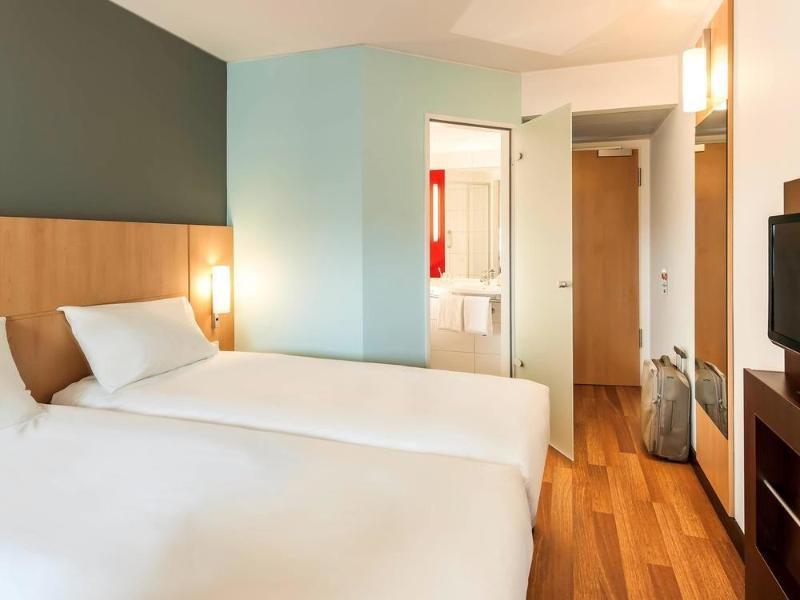 Ibis Budget Berlin Kurfuerstendamm - Neu Renoviert Extérieur photo